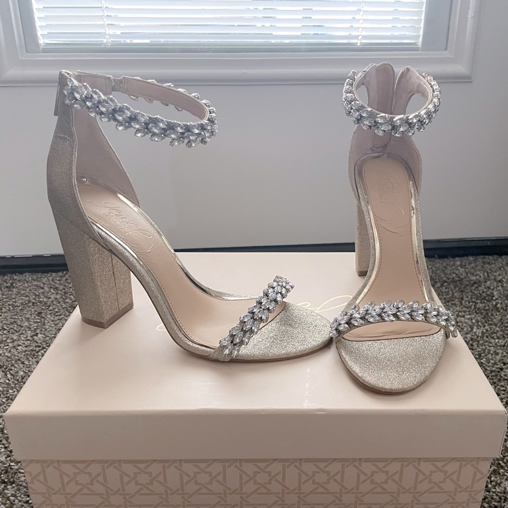 Gold Badgley Mischka Heels